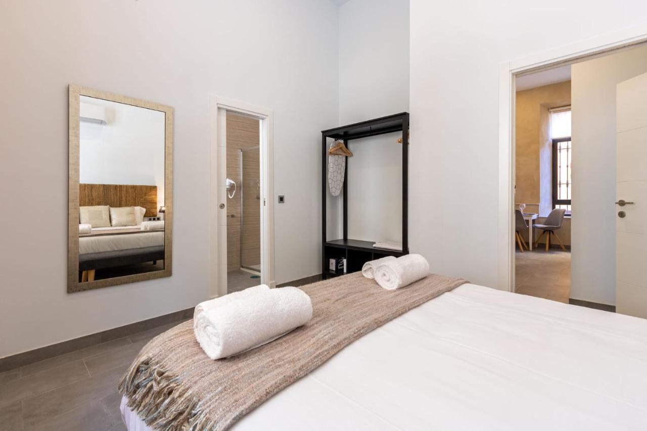 Nine O Clock San Agustin Appartement